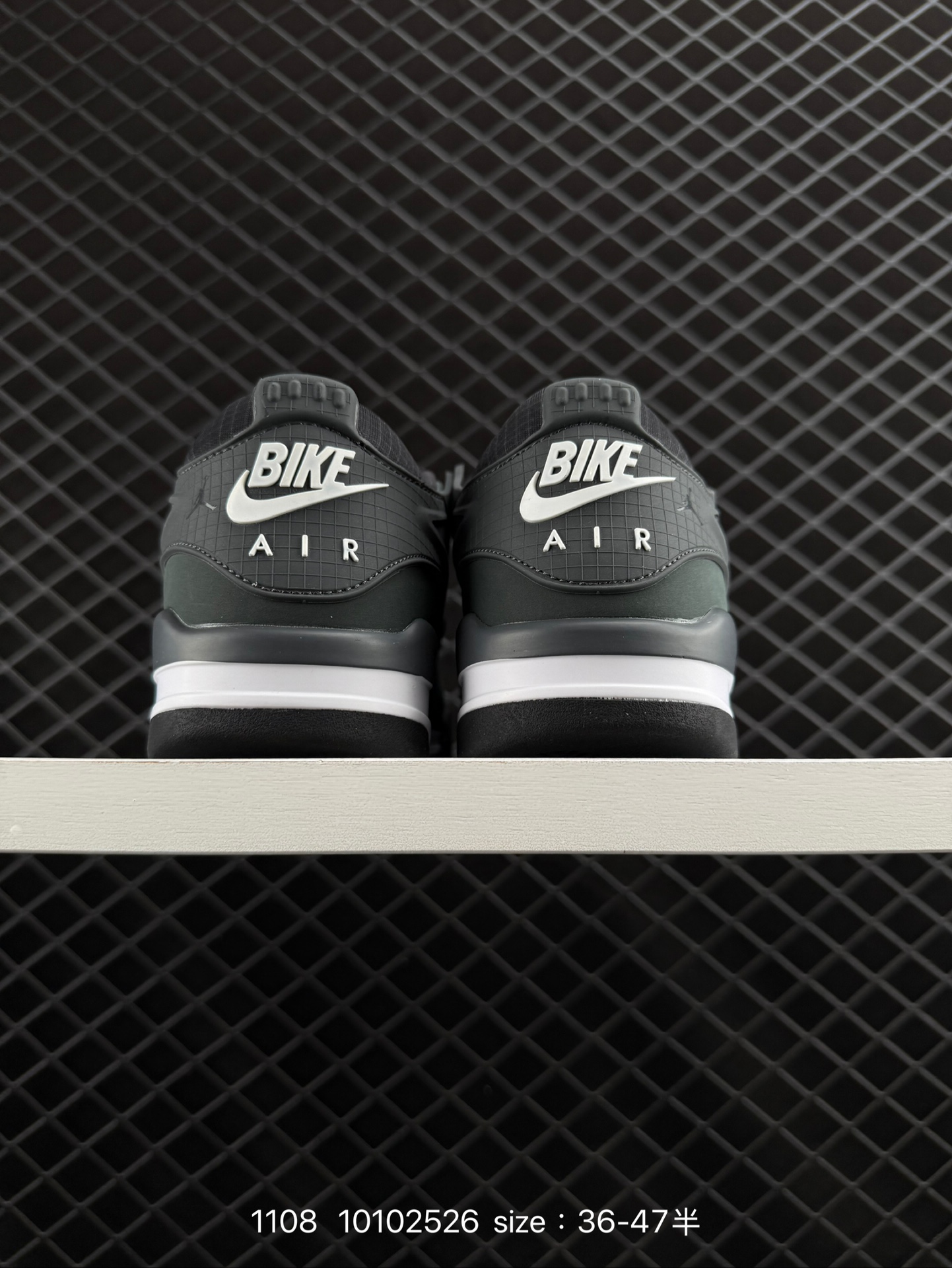 NK Wmns Air Jordan 4 Retro RM